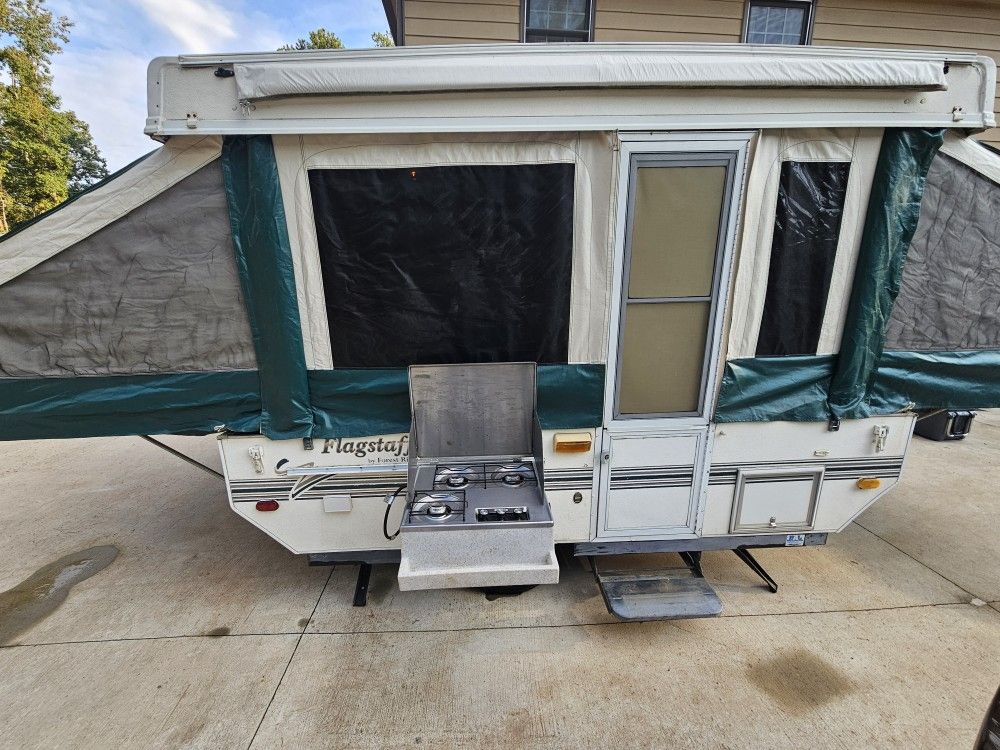 2000 Forest River Flagstaff