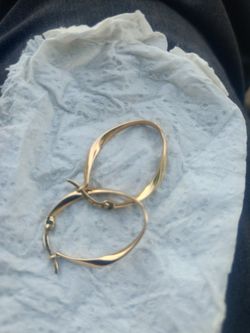 14 Karat Gold Hoop Earrings 