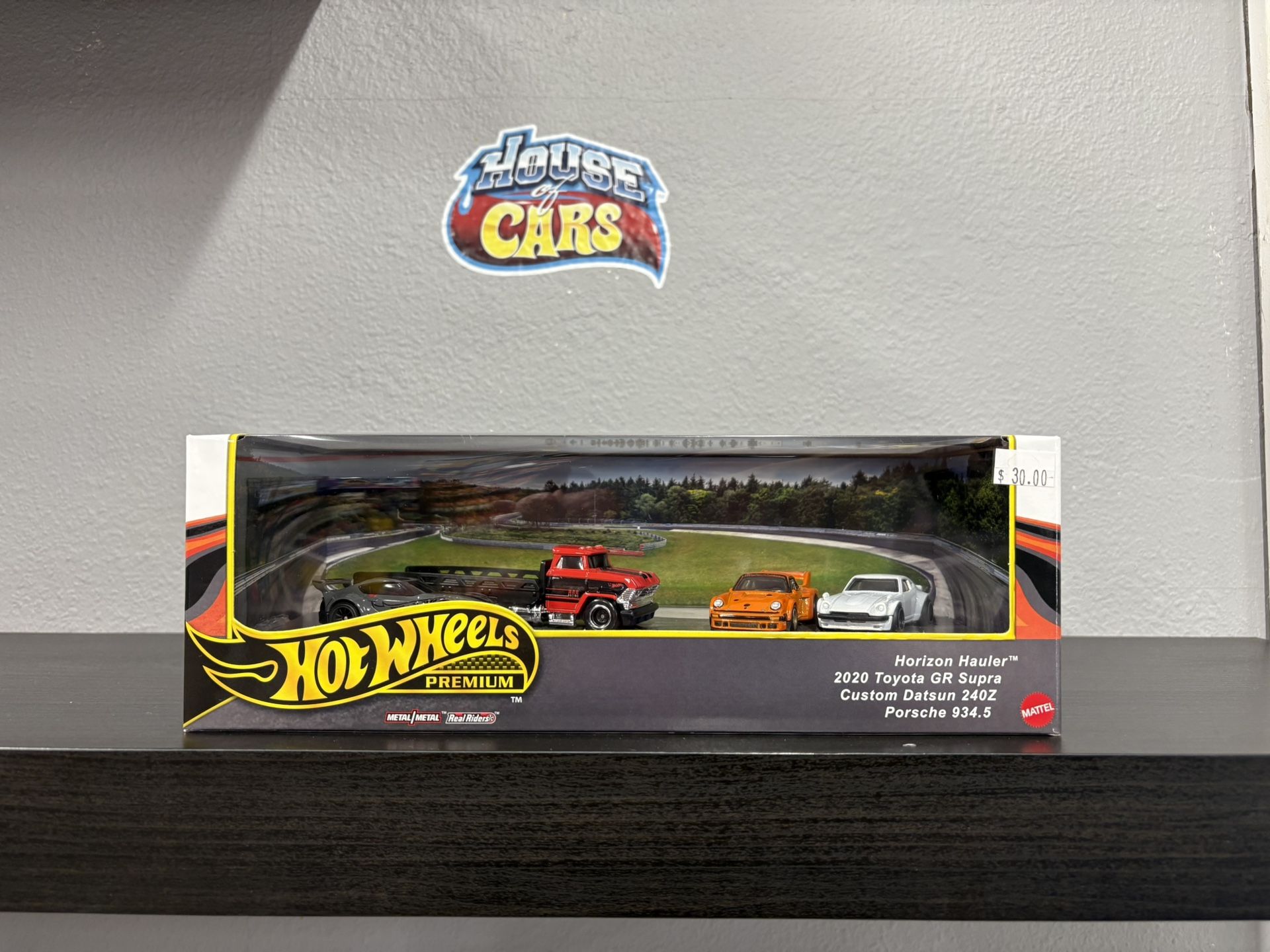 Hot Wheels Horizon Hauler Die-Cast