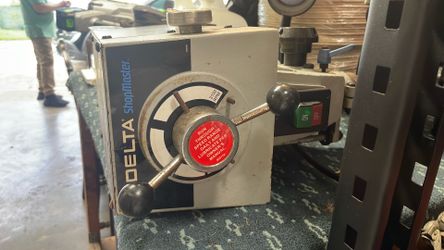 Delta shopmaster variable speed drill press