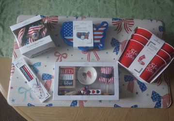 Kitchen set: Americana/4th July theme ALL BRAND NEW!