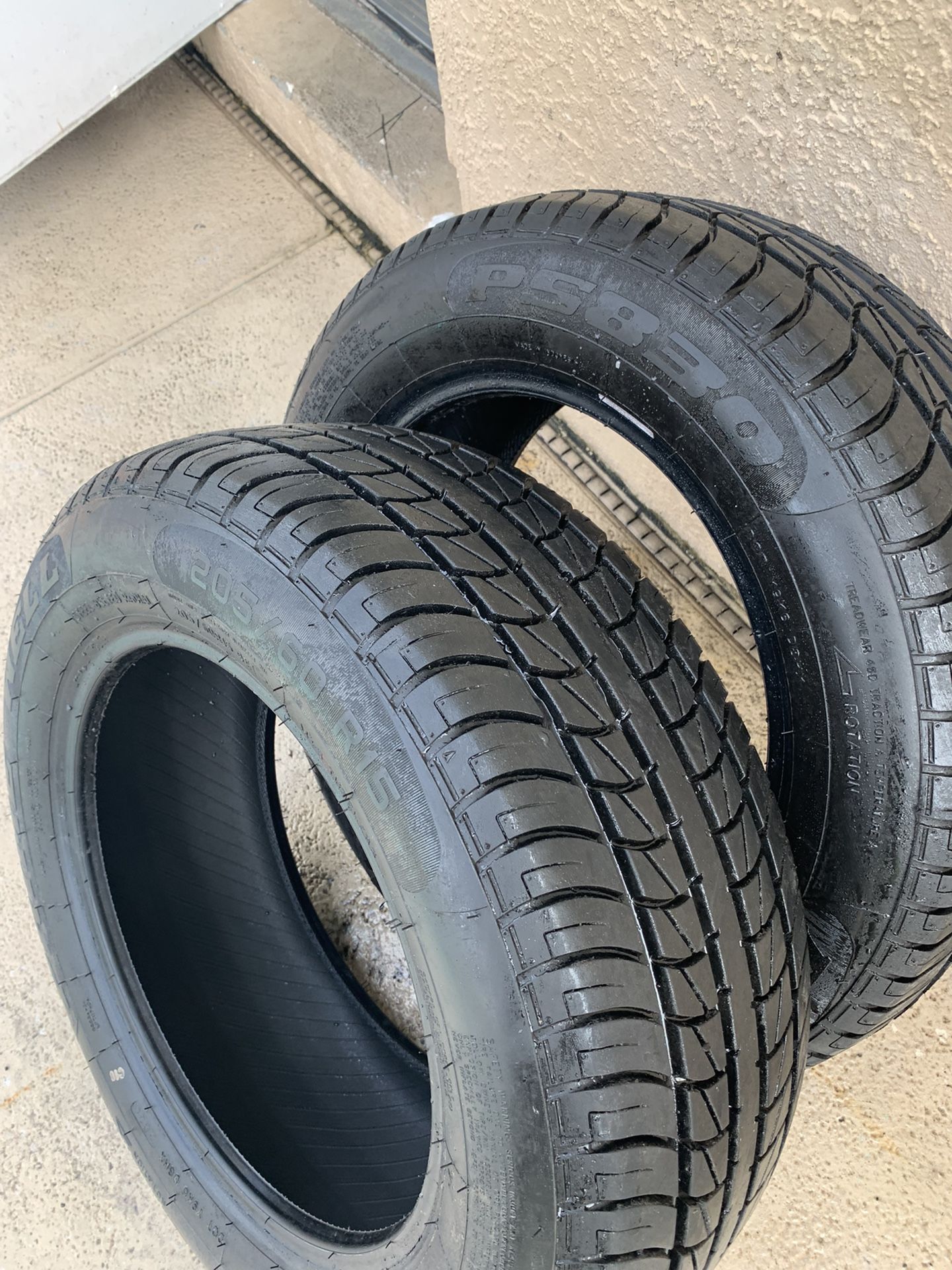 Selling 2 Tires In Excellent Condition 205/60/15 Dot 2020