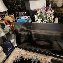 Vizio 65" Tv, V655-J09 