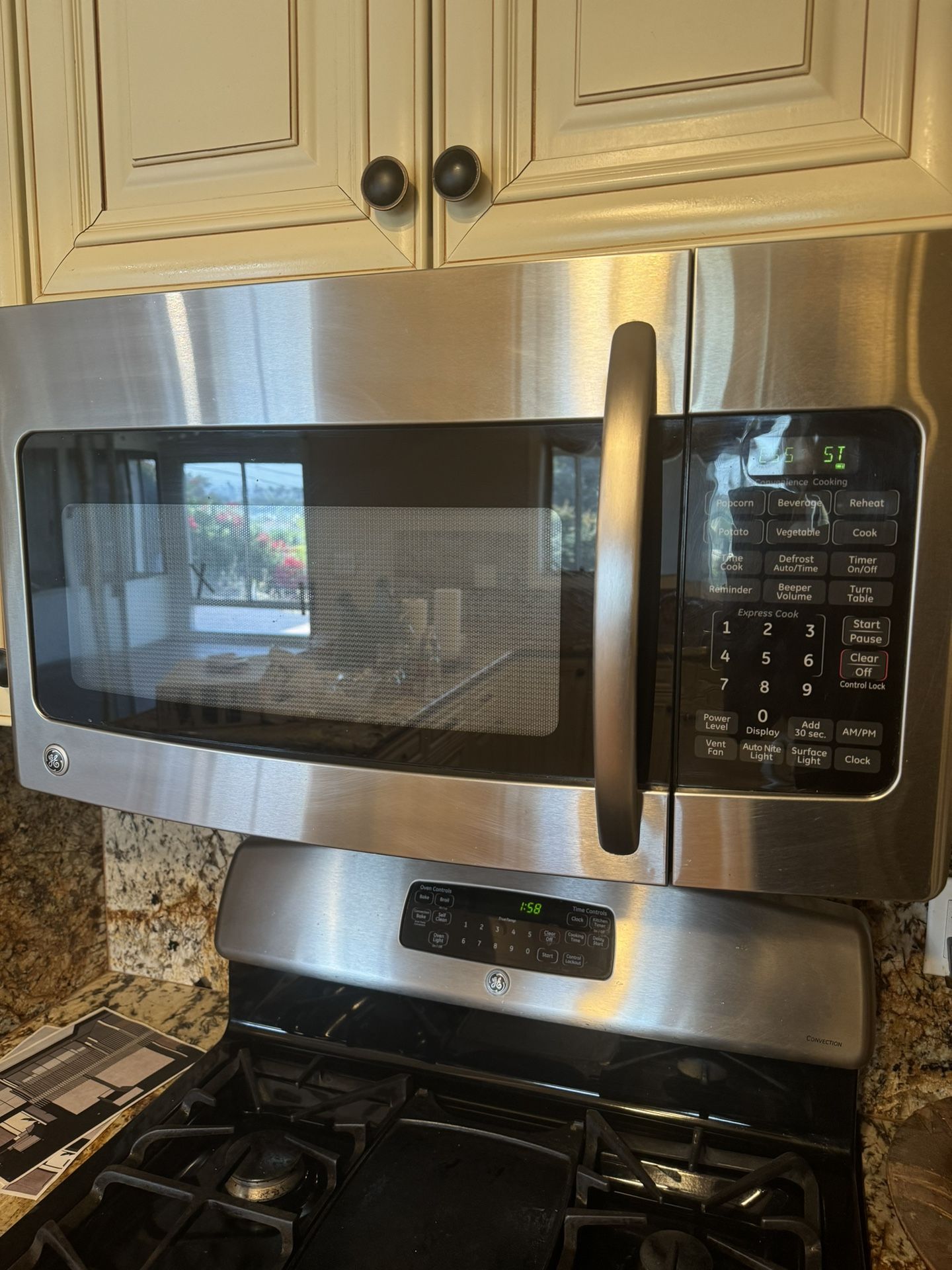 General Electric Microwave oven