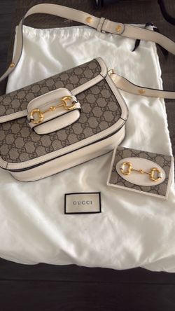 GUCCI shoulder bag with matching wallet