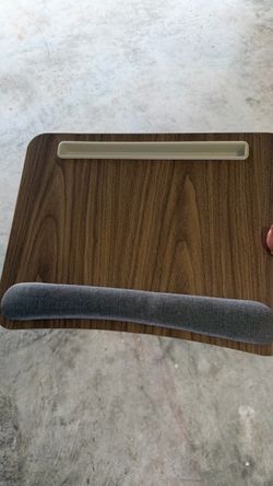 Lap desk