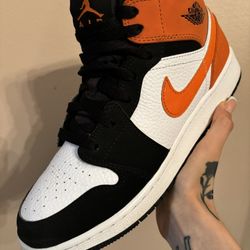 Air Jordan 1 Mid GS ‘Shattered Backboard’