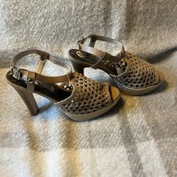 Sandals/Size 11