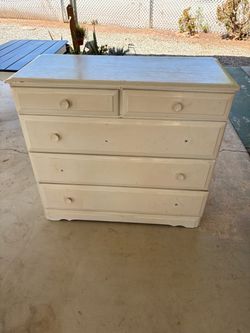 Dresser all Wood.