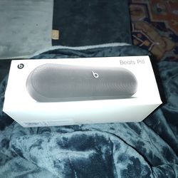 Beats pill Speaker 