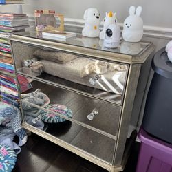 Ethan Allen Mirrored Dresser (2)