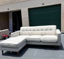 Reversible Living Spaces Sectional Couch 🛻Delivery Available🛻