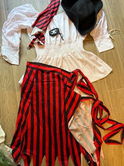 Pirate Renaissance Women’s Costume XL Halloween Gypsy Birthday