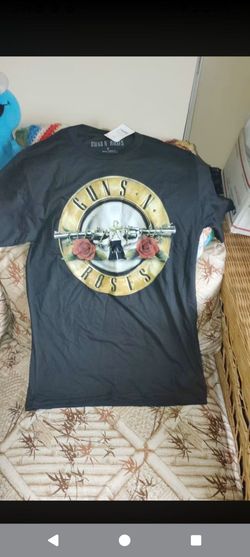 Guns n' roses t-shirt size small brand new with tags