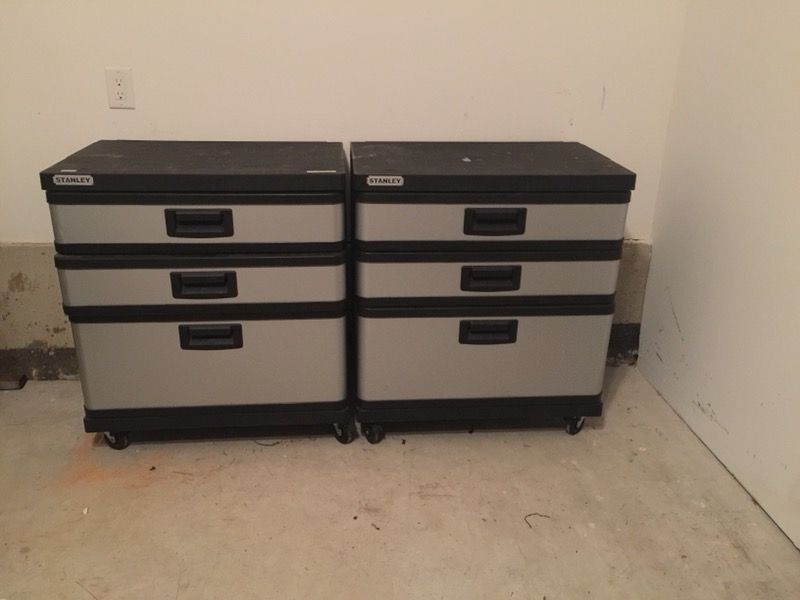 Stanley Garage Workshop Base Cabinet with 20-Inch Deep Drawer Cabinet