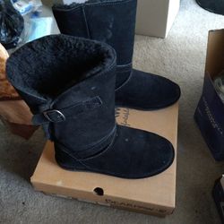 BearPaw Tatum Women Boots