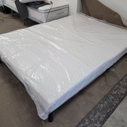 Travi Queen 8inch Gel Memory Foam Mattress, $299