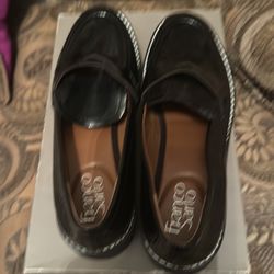 Women Patent Leather Shoe