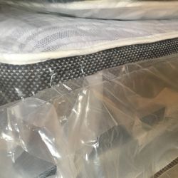 Queen size Quilted top Mattress and Boxspring new free delivery