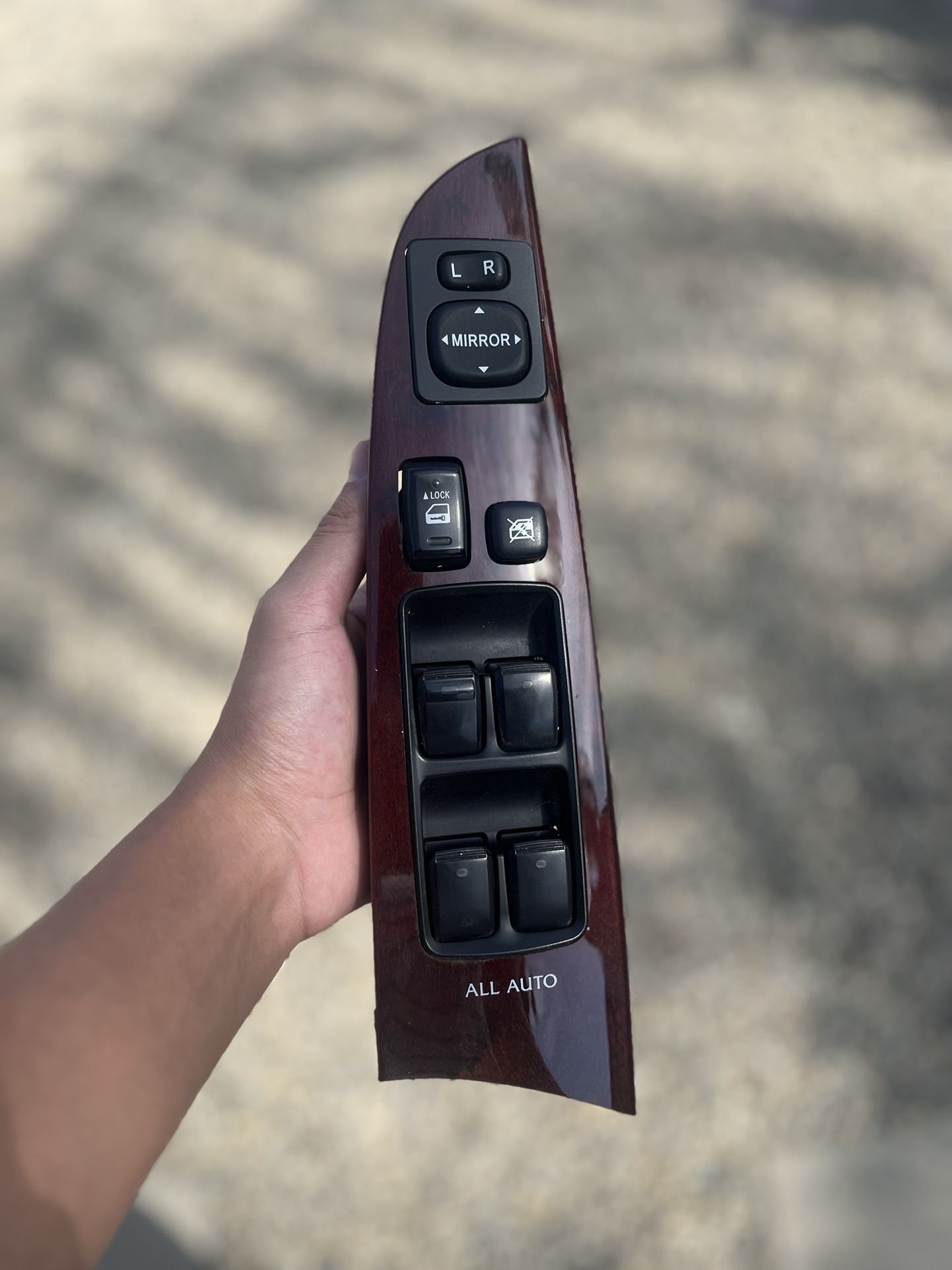 06-13 Lexus is250  Window Switches