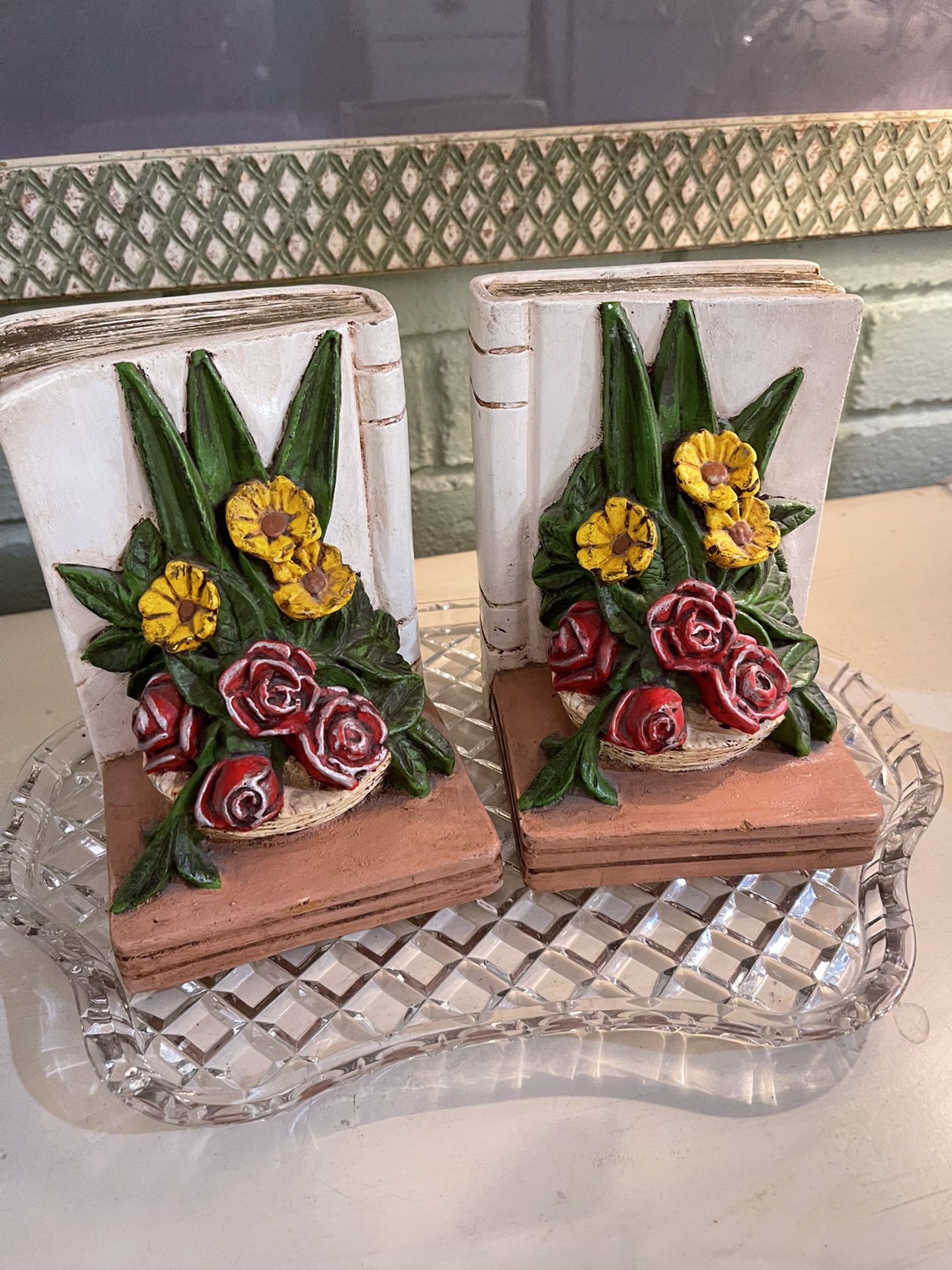 Vintage Red And Yellow Flower Chalk Bookends, Books And Flowers No Chips