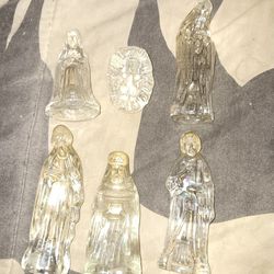 358 Nativity Figurine Set