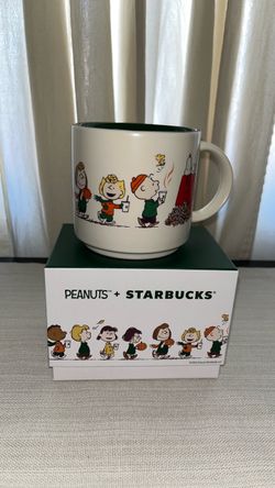 Starbucks peanuts snoopy mug