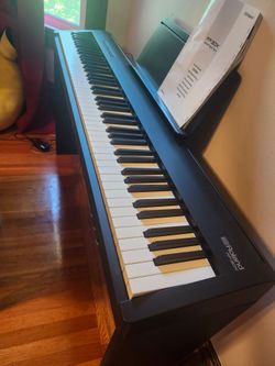 Roland Fp30x 88 key hammer action keyboard