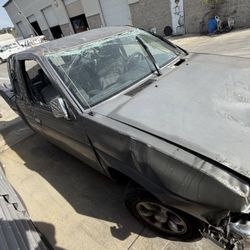 Nissan Pick Up Part Out