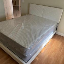 New QUEEN SIZE BED FRAME WITH MATTRESS PLATFORM BED FRAME WITH BOX SPRING SET FREE DELIVERY 