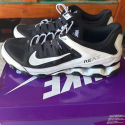 Size 11, Nike Reax
