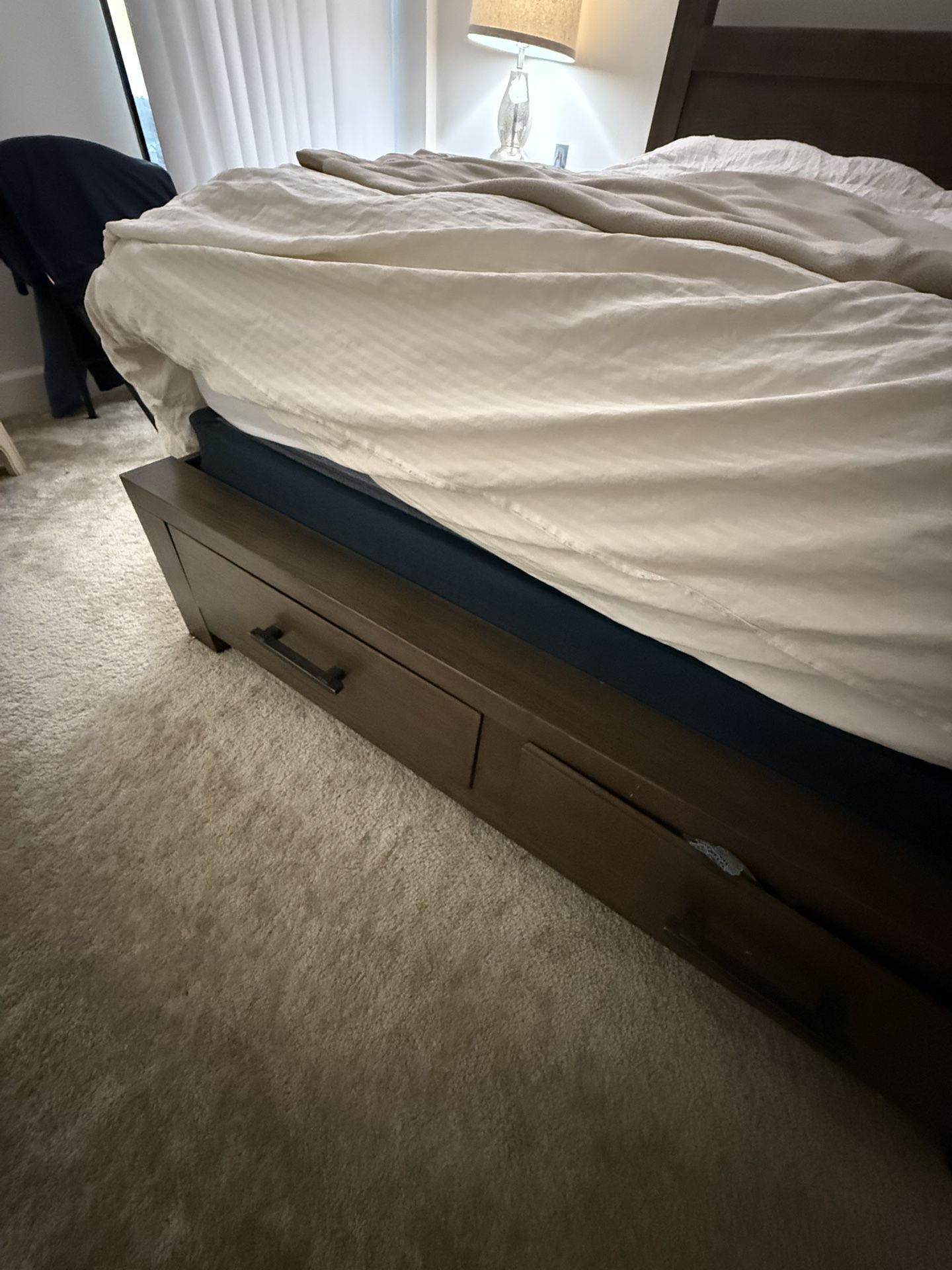 Queen Frame Bed Including Great QUEEN MATTRESS
