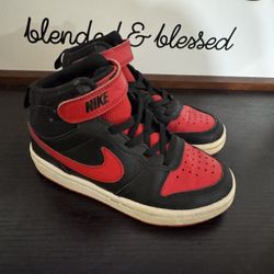 Boys Nikes Size 11 