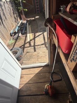 Weed wacker