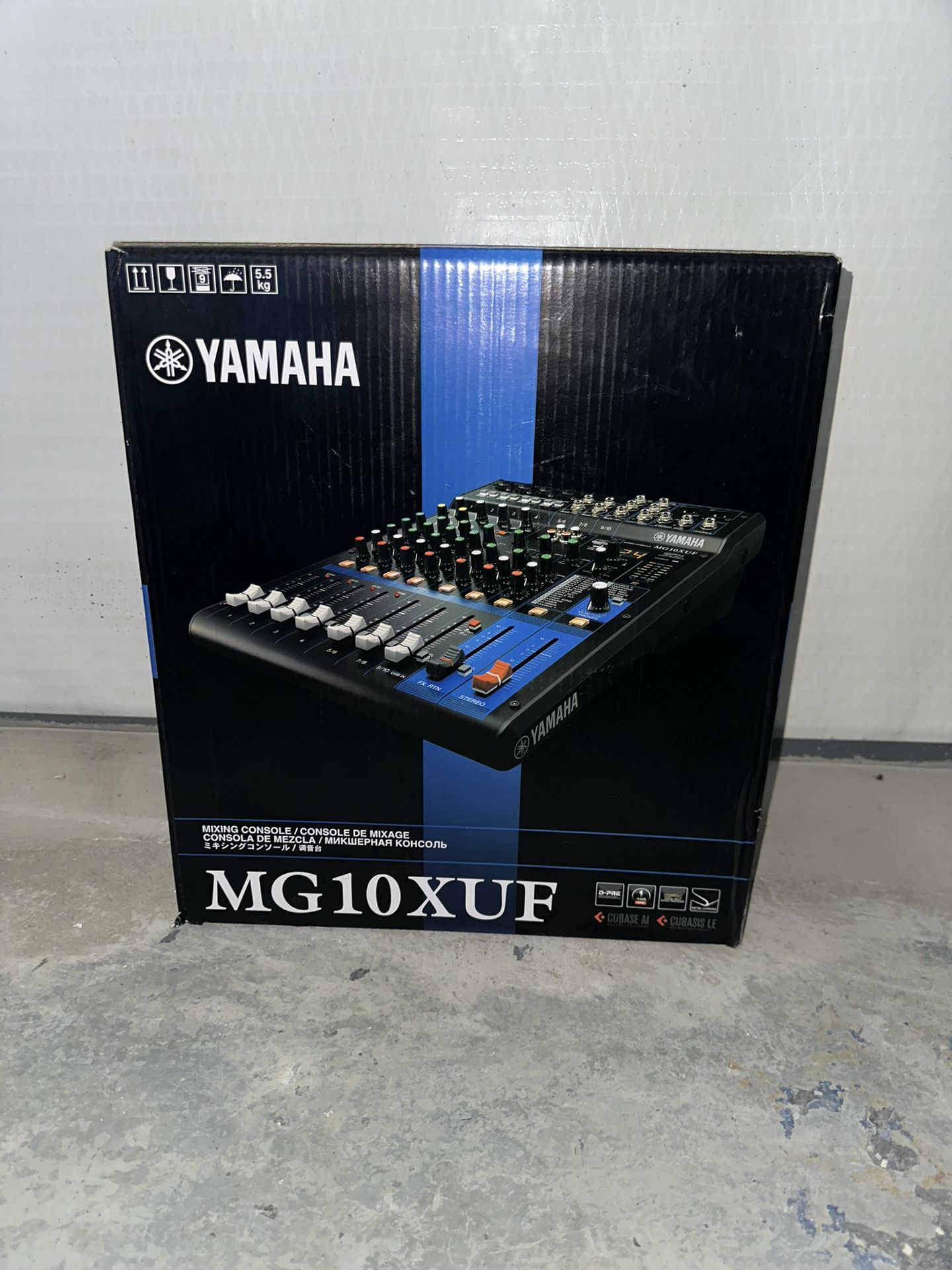 YAMAHA MG10XUF Mixer