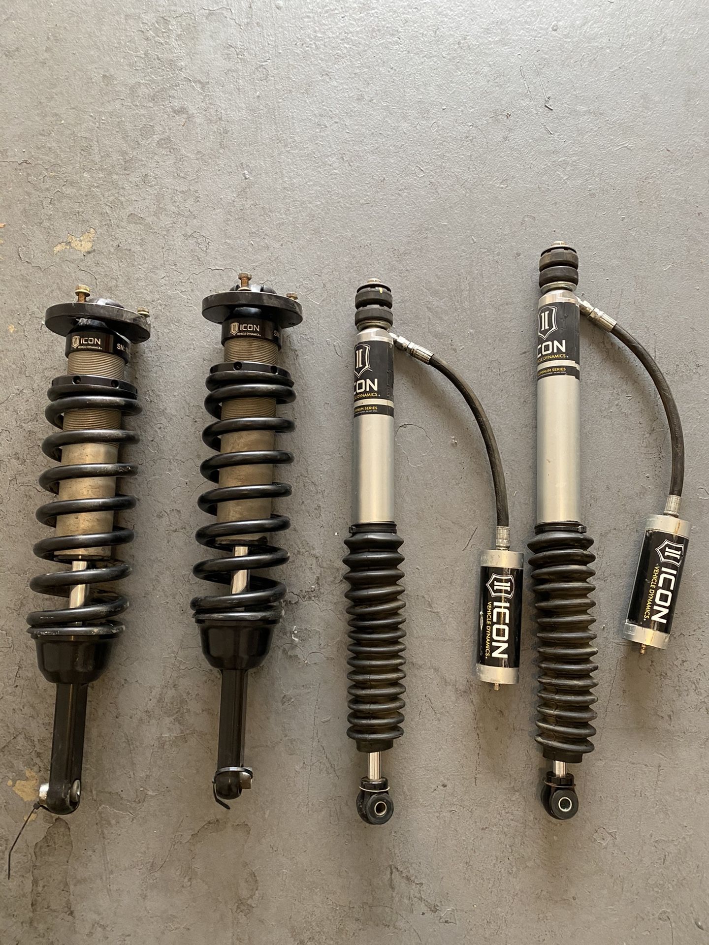 Toyota Tacoma 05-Up Icon Dynamics Lift System