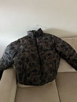 Carhartt Camo Puffer Jacket Size large For Sale