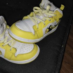 Toddler Shoes 10c. For Sale.