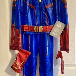 Disney Store Captain Marvel Costume Avengers  Boys Size 7/8