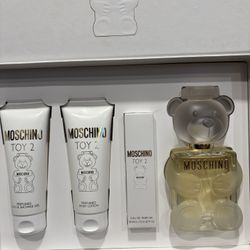 Moschino Toy 2 Perfume Set