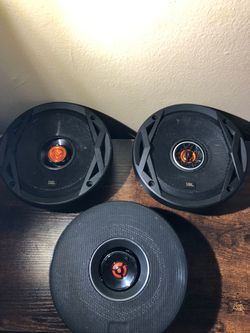 Car  door speakers