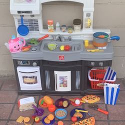 Step 2 kitchen $68 As Is