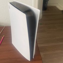 Ps5 *has cords and controller*