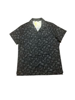 Men’s button down shirt