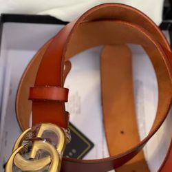 Leather belt with Double G buckle