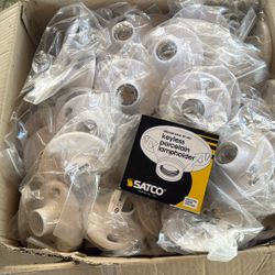 Keyless & Flood Light 