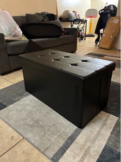 Storage ottoman