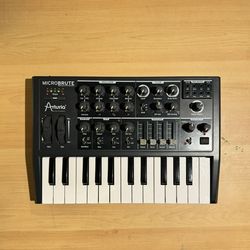 Arturia Microbrute Analogue Synthesizer