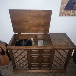 1940s Record Player