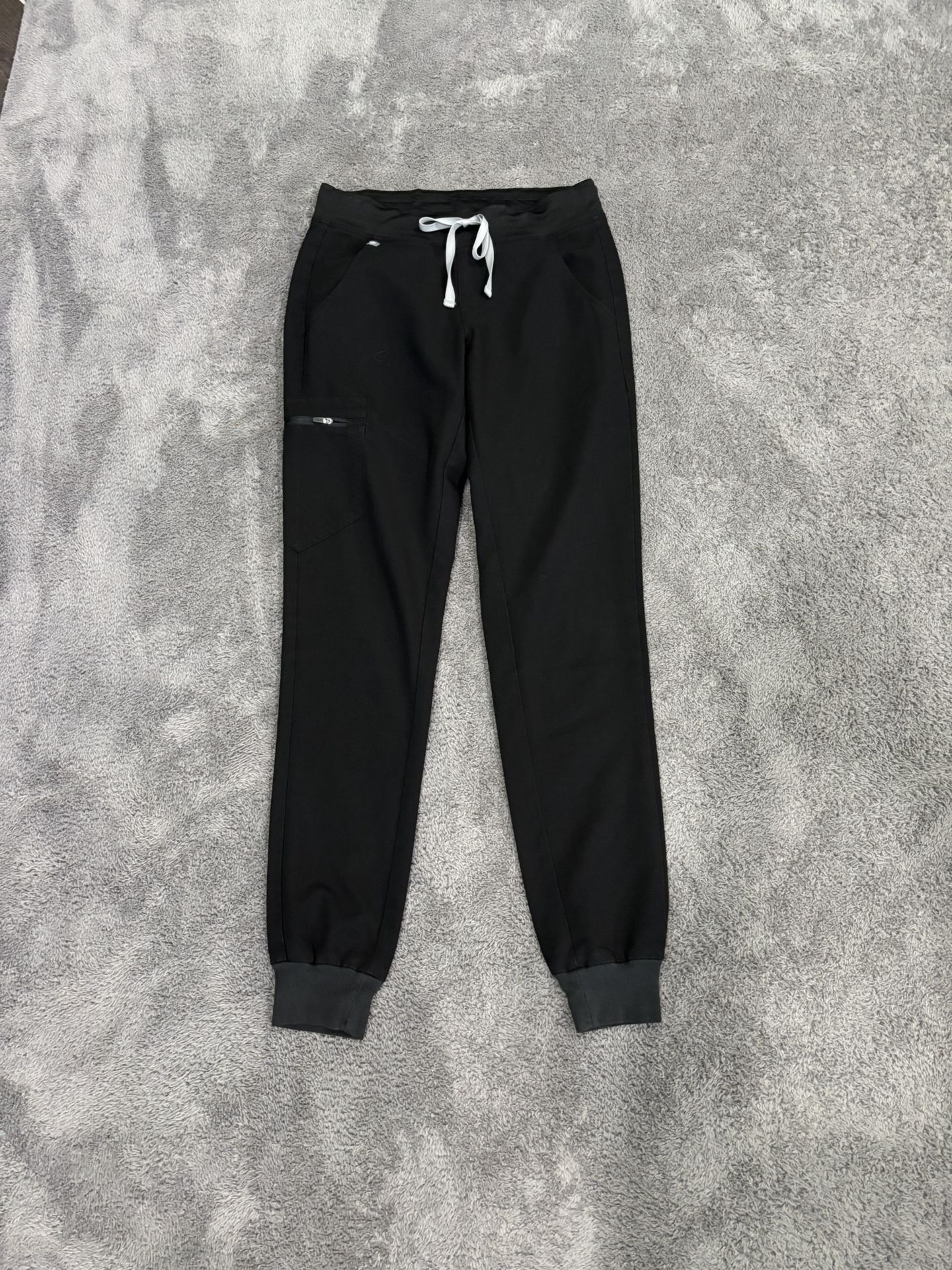 XS/T FIGS Black Scrub Zamora bottoms